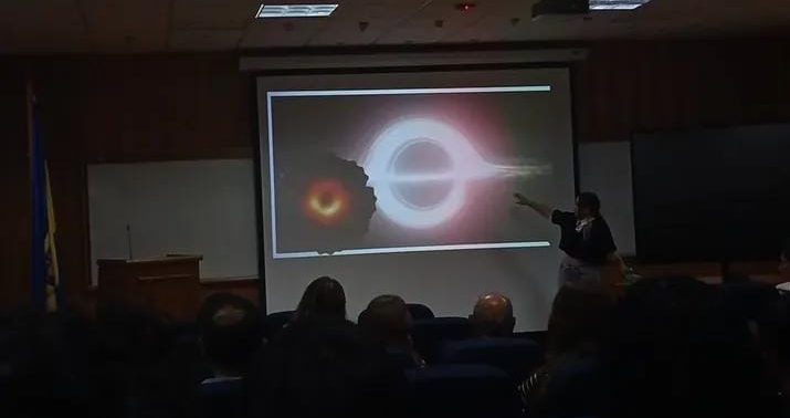 Charla – Gargantua: el monstruo teórico de Interestelar